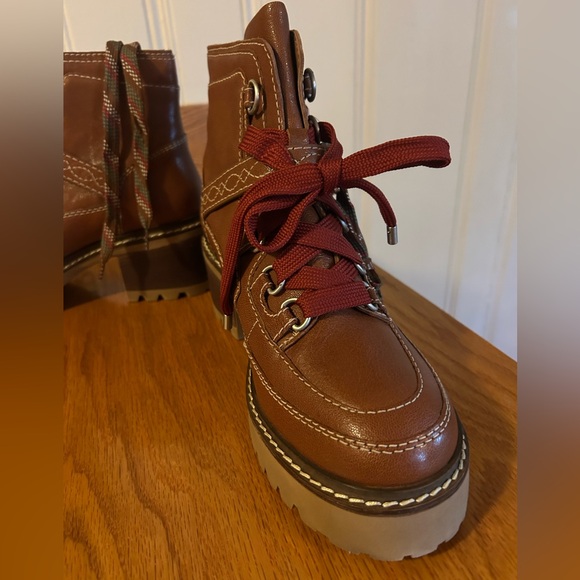 NWT Free People Jasper Hiker Ankle Boots tan size 9.5 - Picture 4 of 8